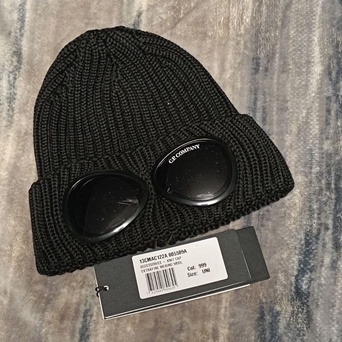 Шапка CP COMPANY оригинал