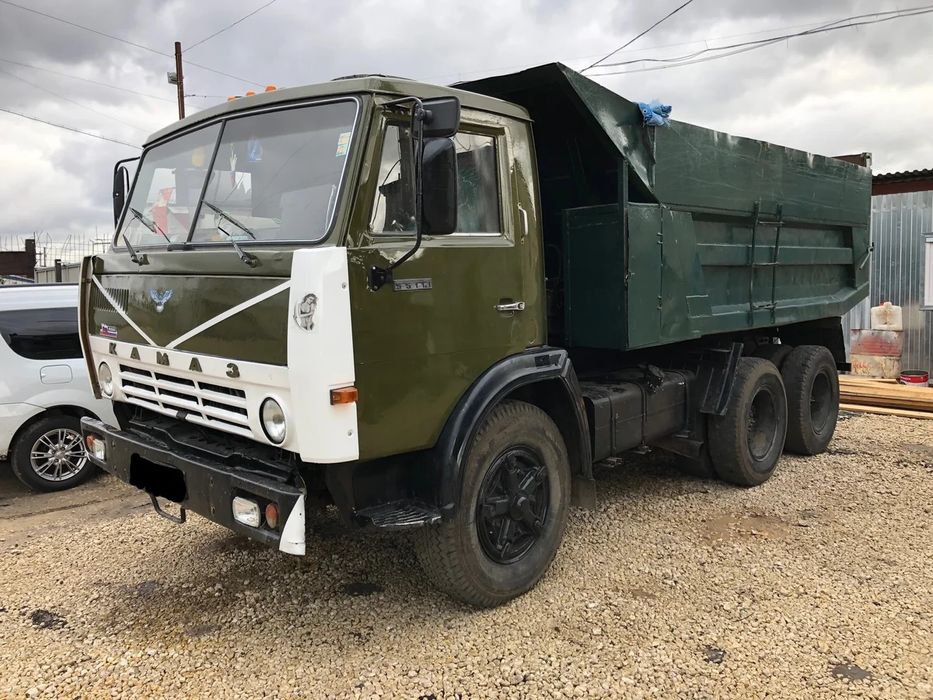 Вивіз сміття та хламу непотребу гілок меблів техніки. Бус Газель ЗІЛ