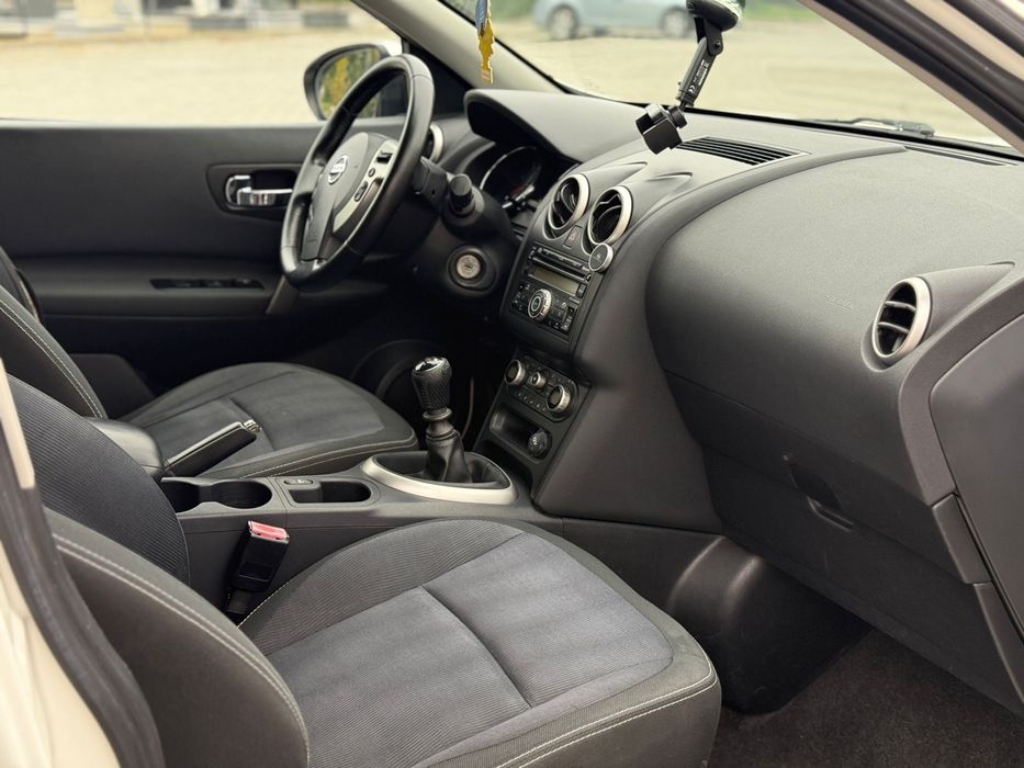 Nissan qashqai+2  2.0 diesel