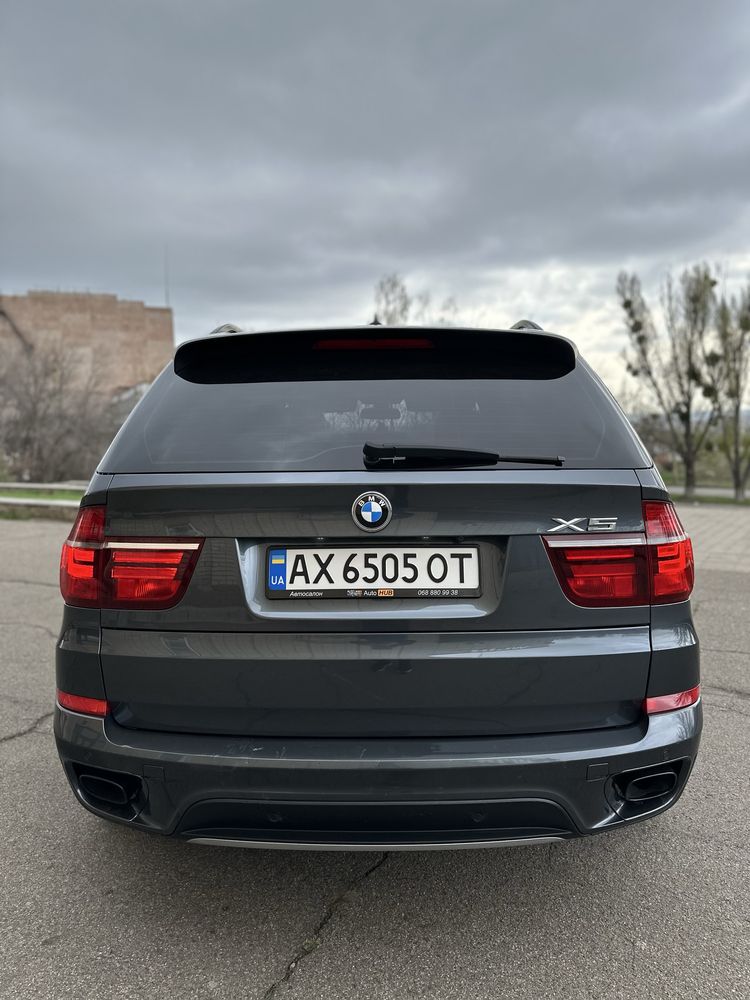BMW X5 E70 2011 3.0 Бензин