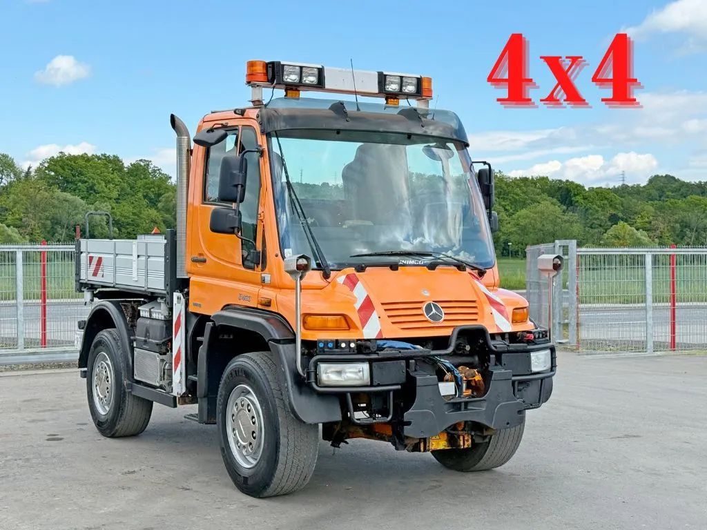 Mercedes-Benz UNIMOG V 400 * Wywrotka 2,40 * 4x4 * STAN BDB