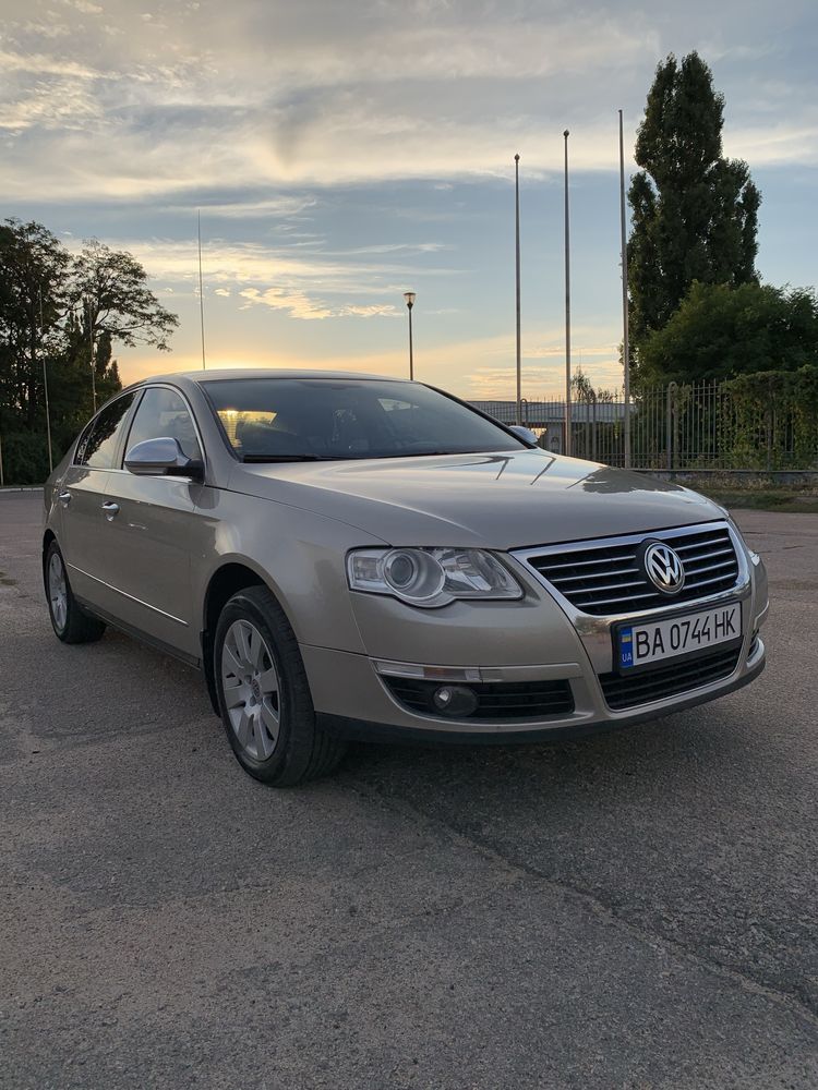 Volkswagen Passat B6 РІДНА ФАРБА