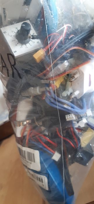 Diverso material eléctrico