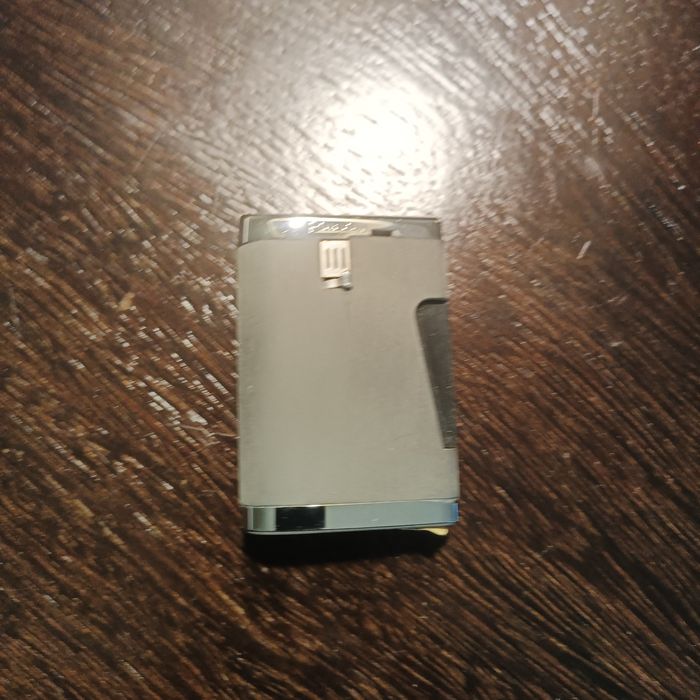 Isqueiro Ronson Comet Atlas Black novo