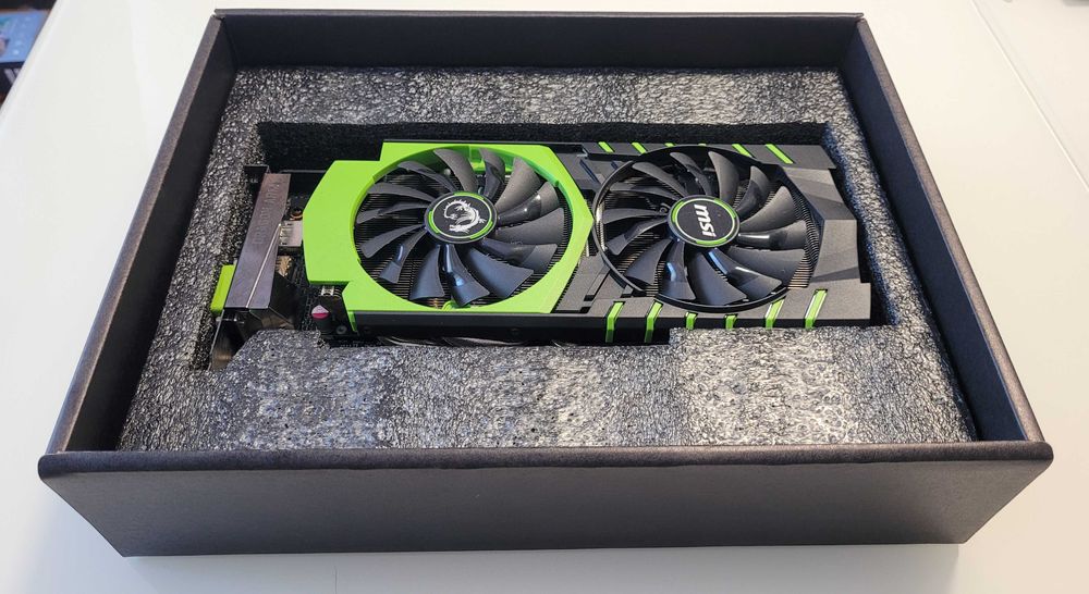 Karta graficzna MSI GTX 970 4GB 100ME