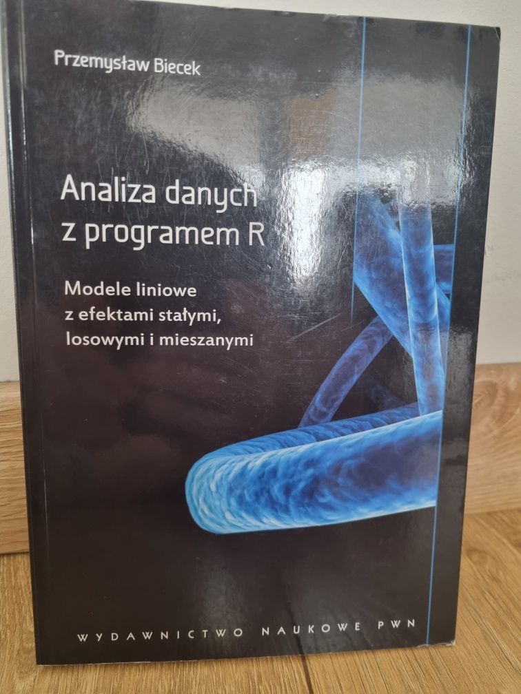 Analiza danych z programem R