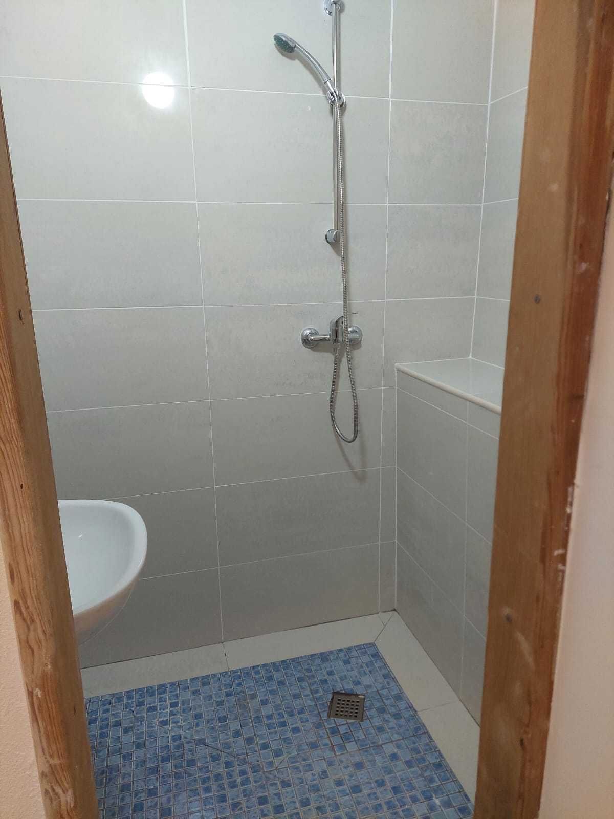 Alugo espaço na Cova da Piedade