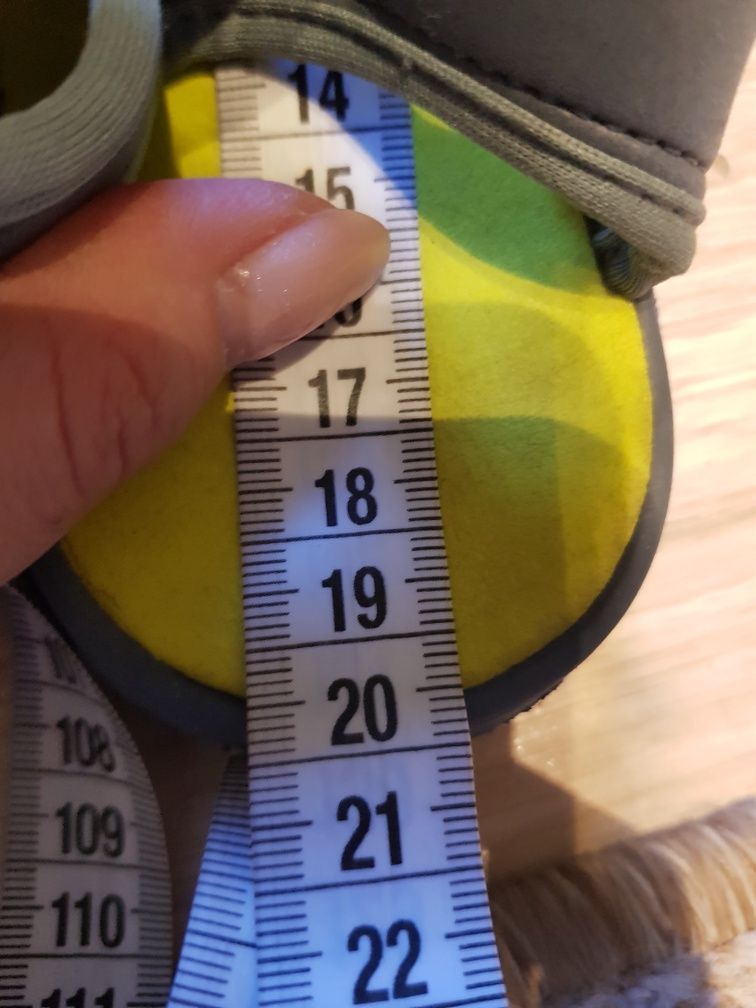 Sandały turystyczne Quechua r. 30/31
