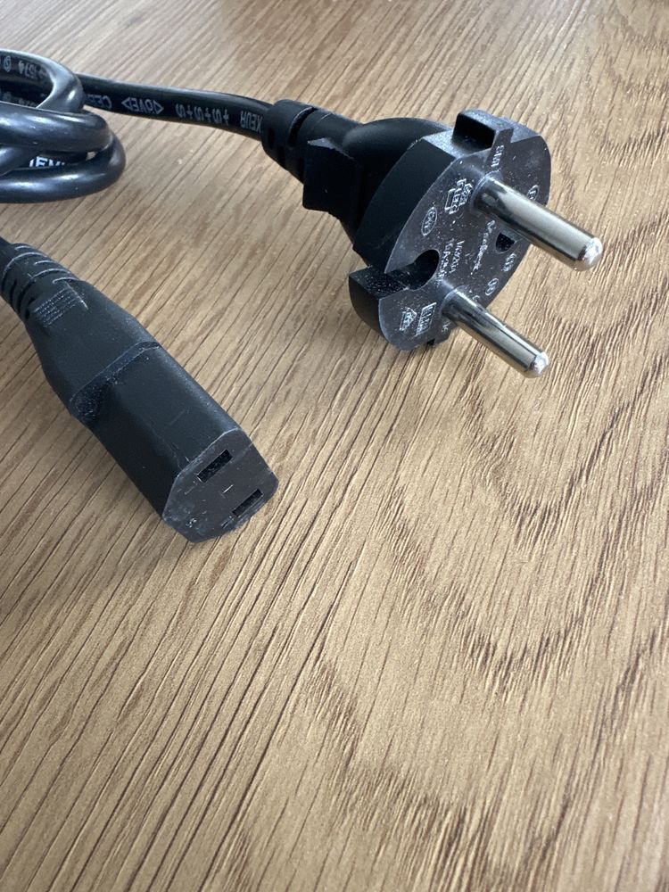 Przewód zasilający IEC C13 do wzmacniacza kabel komputerowy