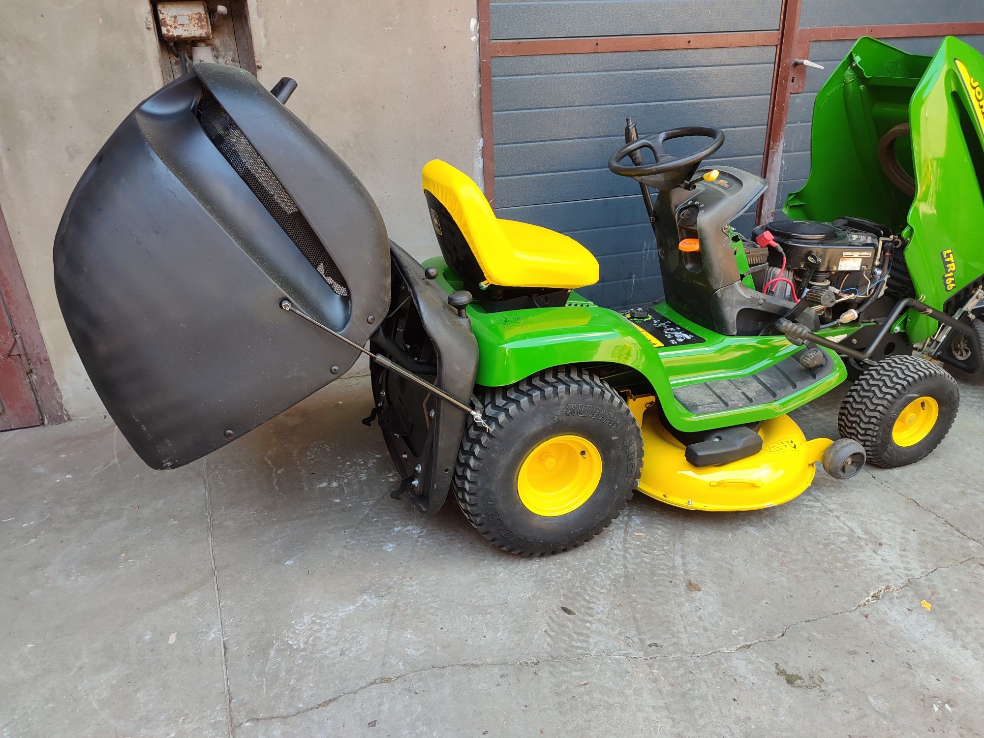 Traktorek kosiarka John Deere LTR 166 Briggs Kawasaki honda Husqvarna