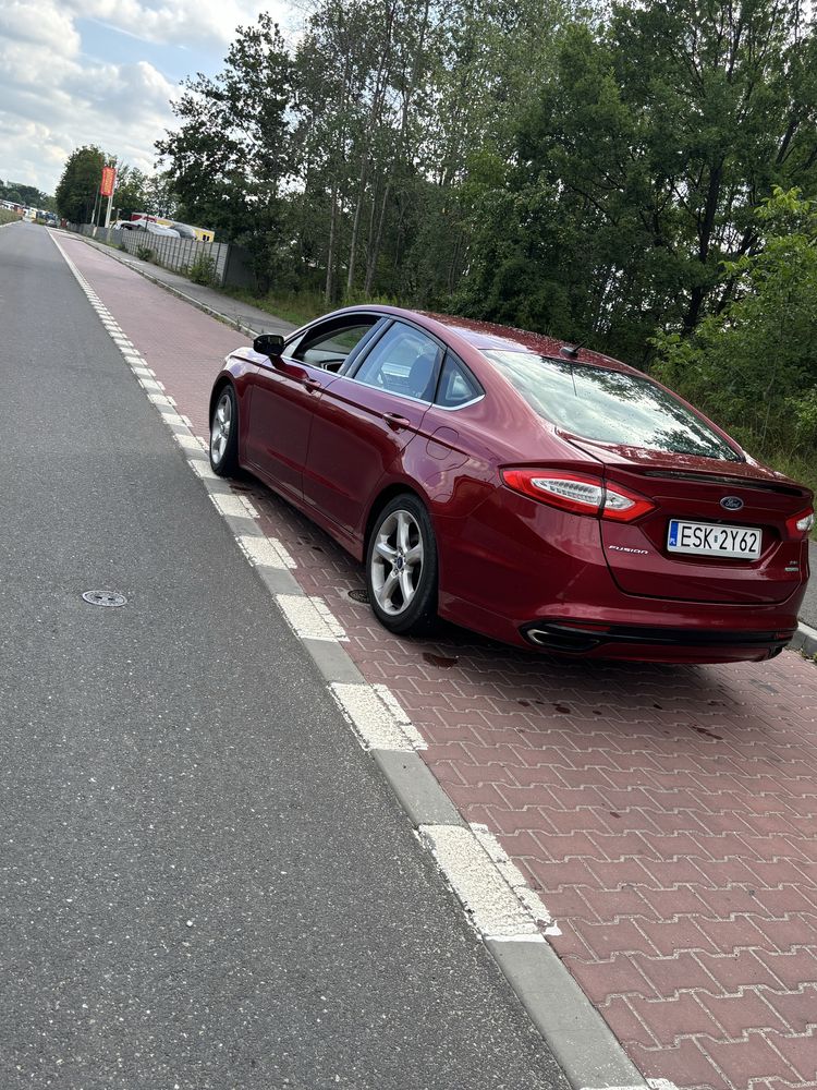 Ford fusion 2.0 Ecoboost 240km