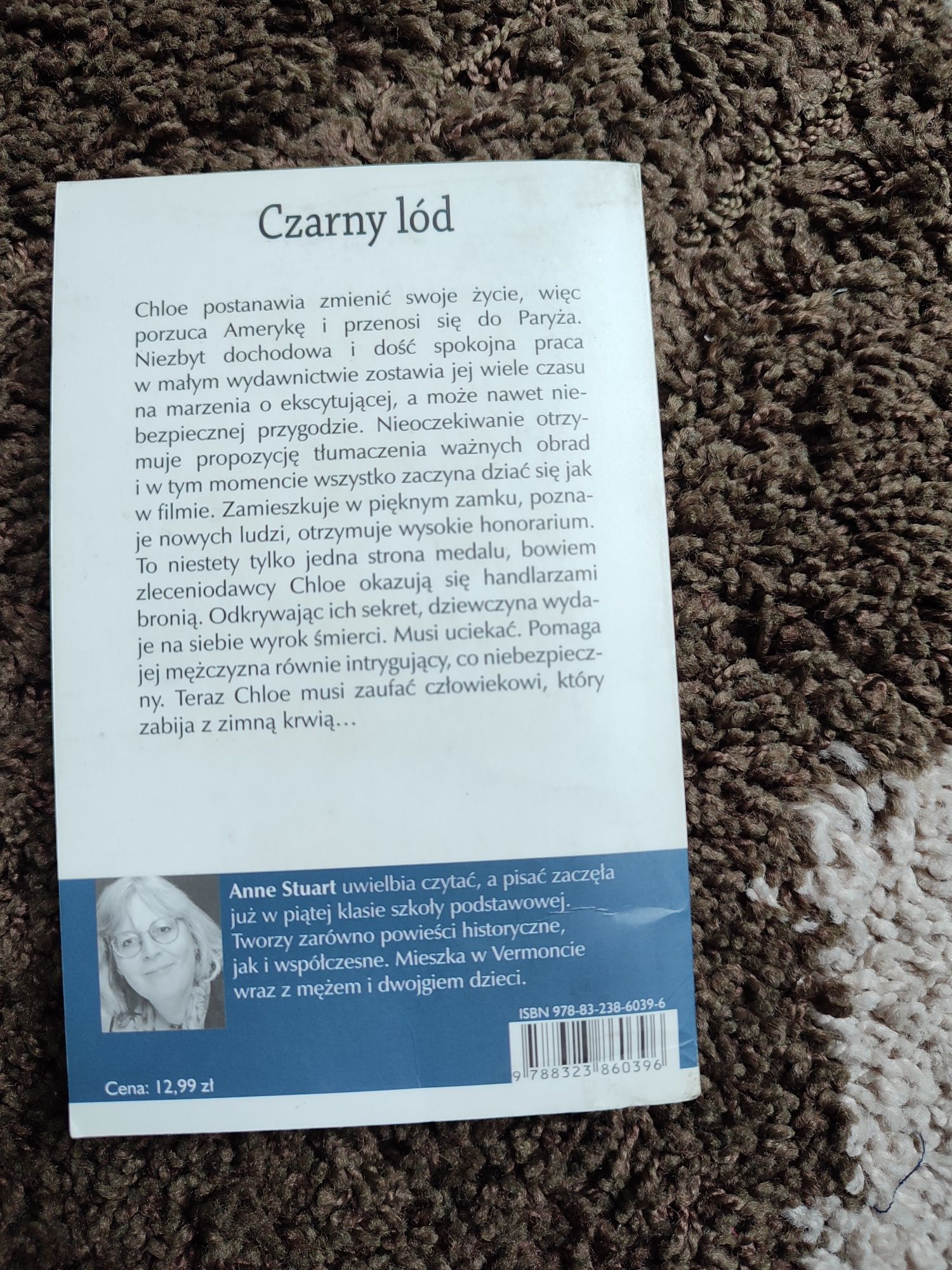 "Czarny lód" Anne Stuart