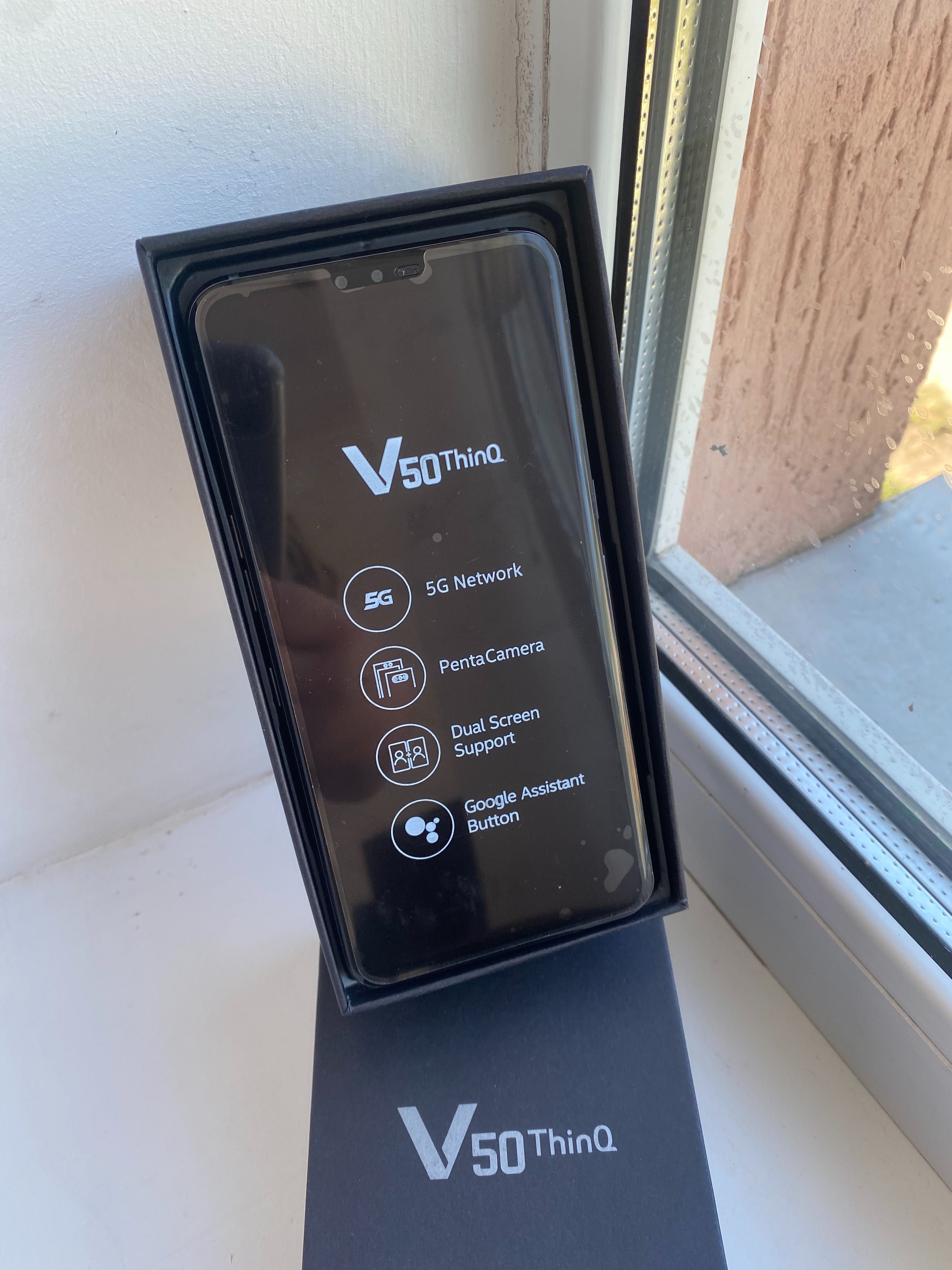 Новый LG V50 ThinQ 6/128 Gb Black