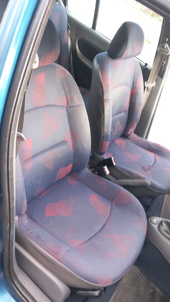 Clio Authentique 1.2 gasolina