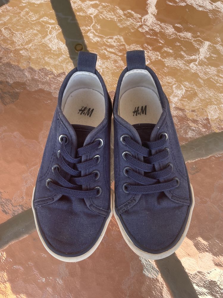 Кеди мокасини H&M для мальчика 25 р