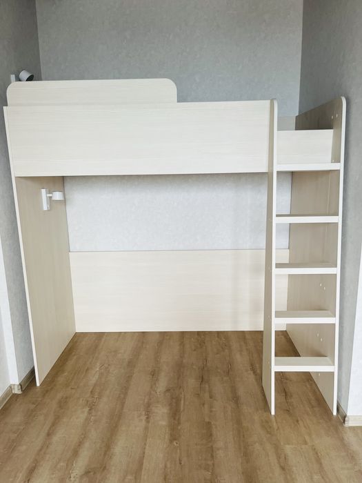 Терміново продам ліжко дитяче двохповерхневе, ліжко горище