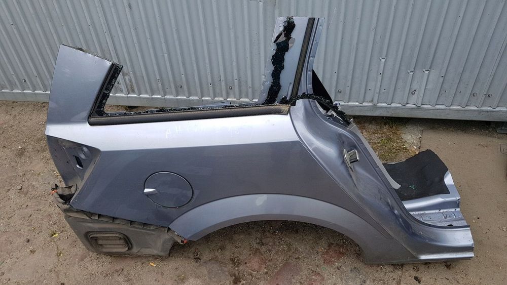 błotnik prawy tył Opel Astra H kombi