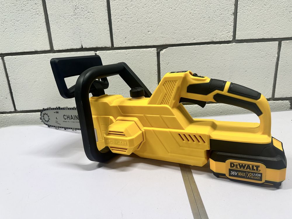 Увага акція! Акумуляторна пила Dewalt Dcm 565N