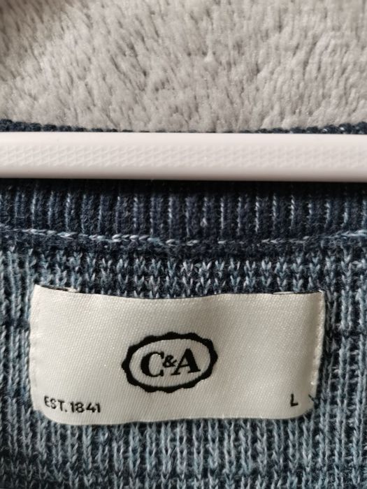 Sweter męski C&A - L w serek ze wstawką