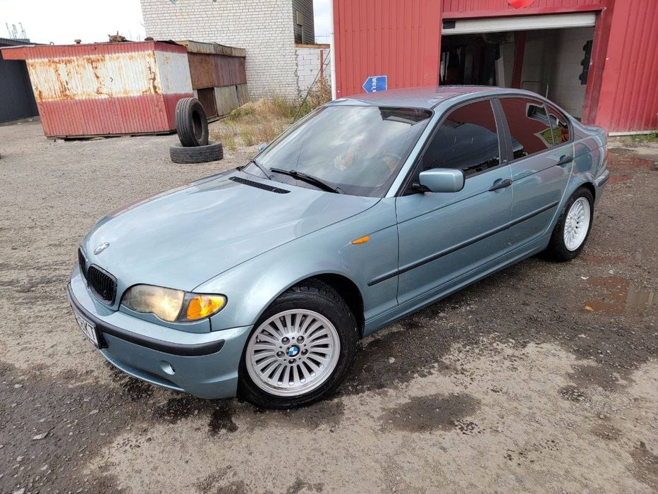 BMW 320i,2002р.  Терміново.Об'єм двигуна 2.2 бензин. 2200₴