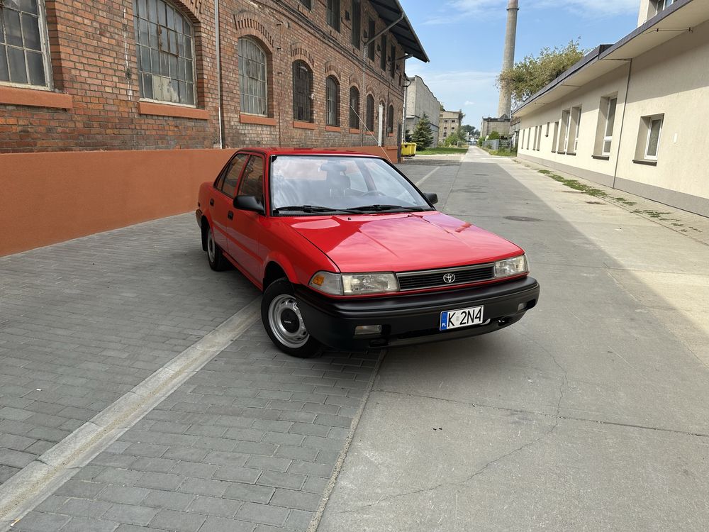 Toyota corolla 1.6 e9 żólte tablice klima automat 100 tys km jak nowa