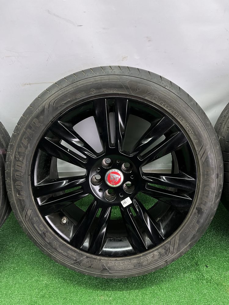 Диски R18 Jaguar XJ XF XE літня гума, датчики.