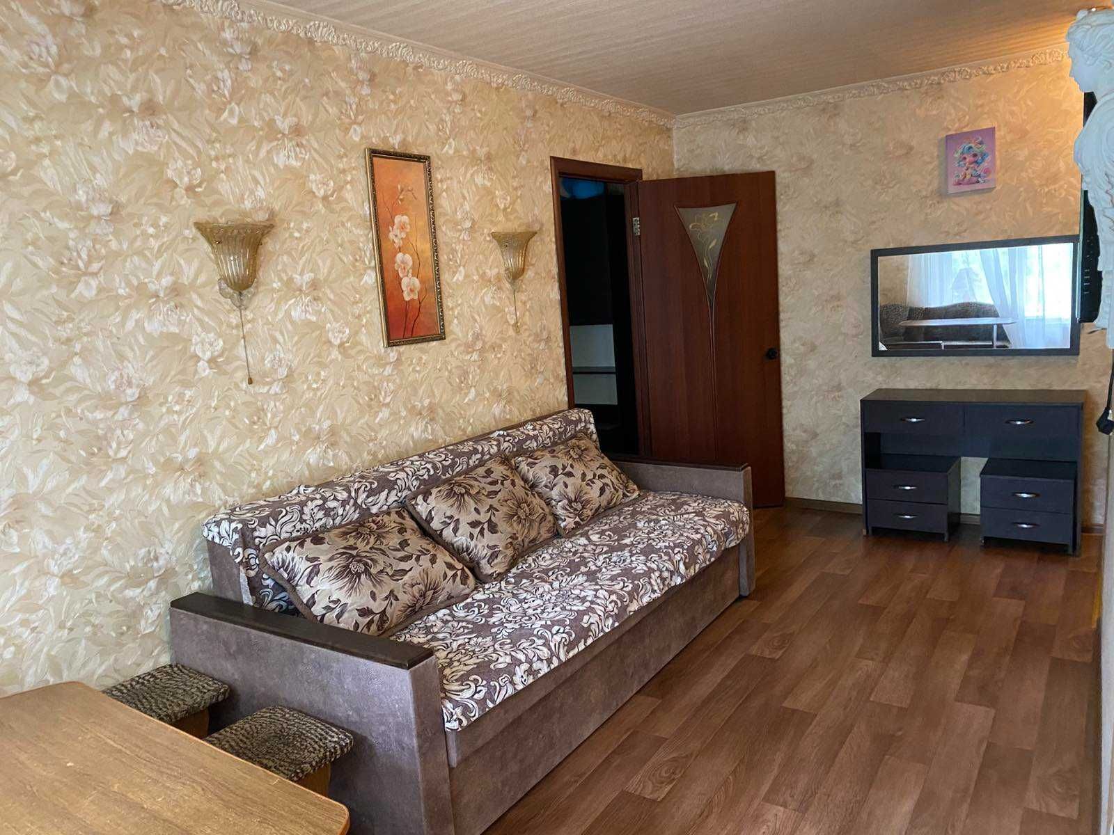 Продам 2комн.квартиру пр.Аэрокосмический,метро.Гагарина. Сертификат