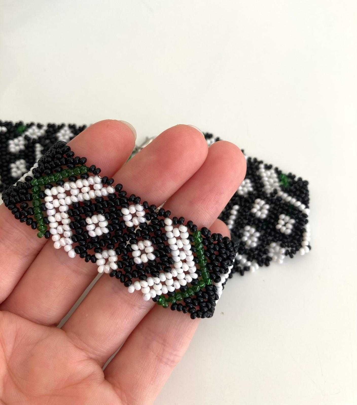 Gargantilha artesanal de missangas
