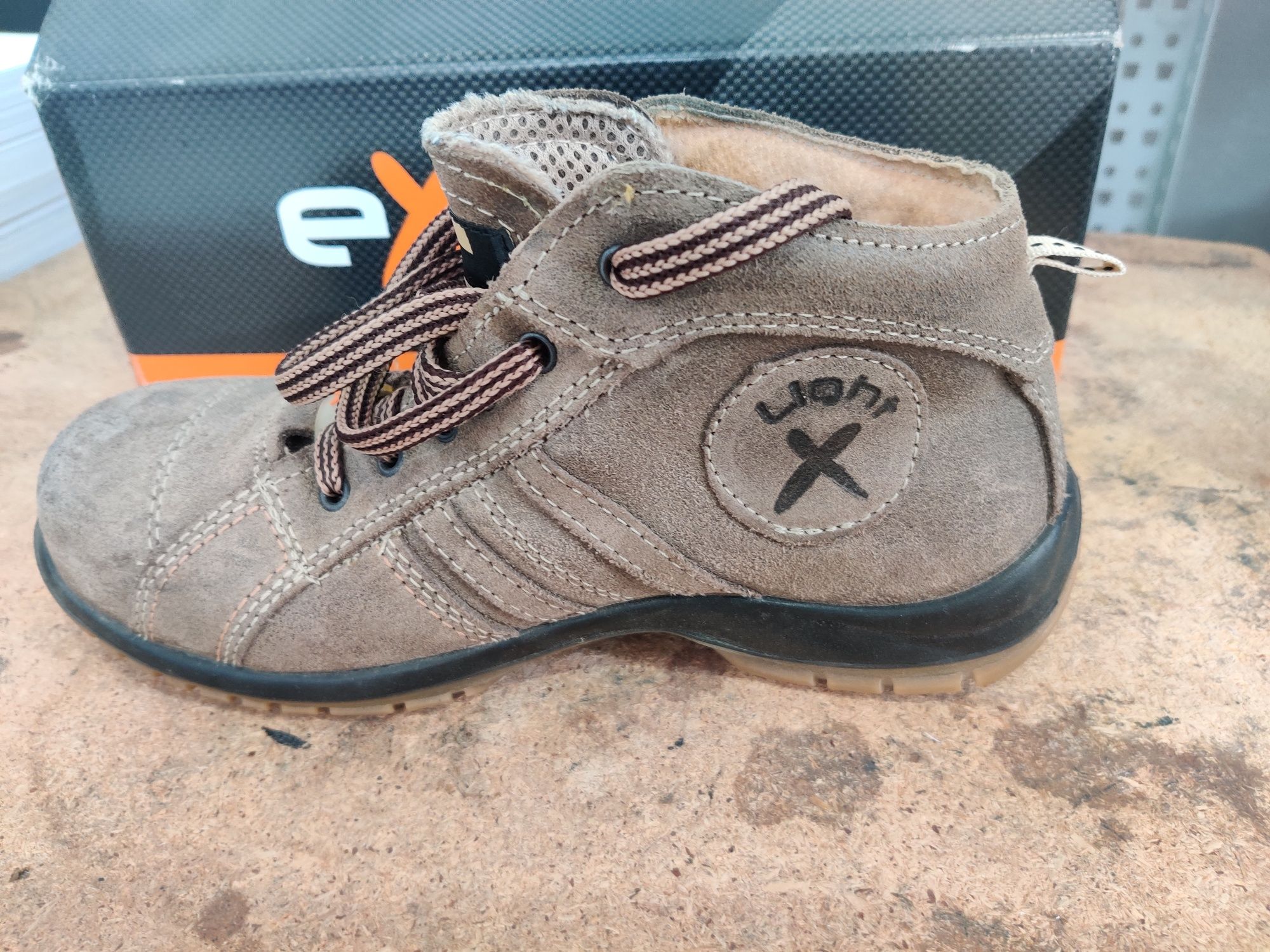 Bota de Trabalho exena N.35