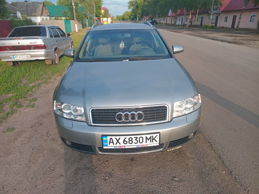 Продам Ауди А4 в отличном состоянии quattro
