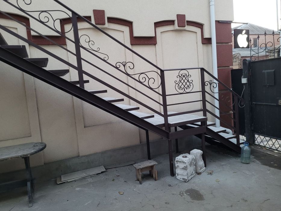 Продам торгове приміщення Центр