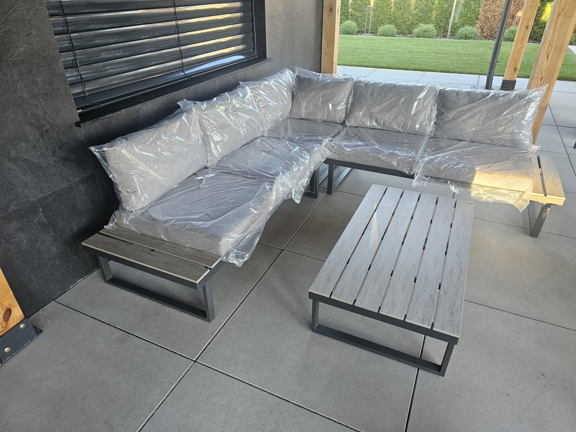 Naroznik tarasowy Emerson light grey