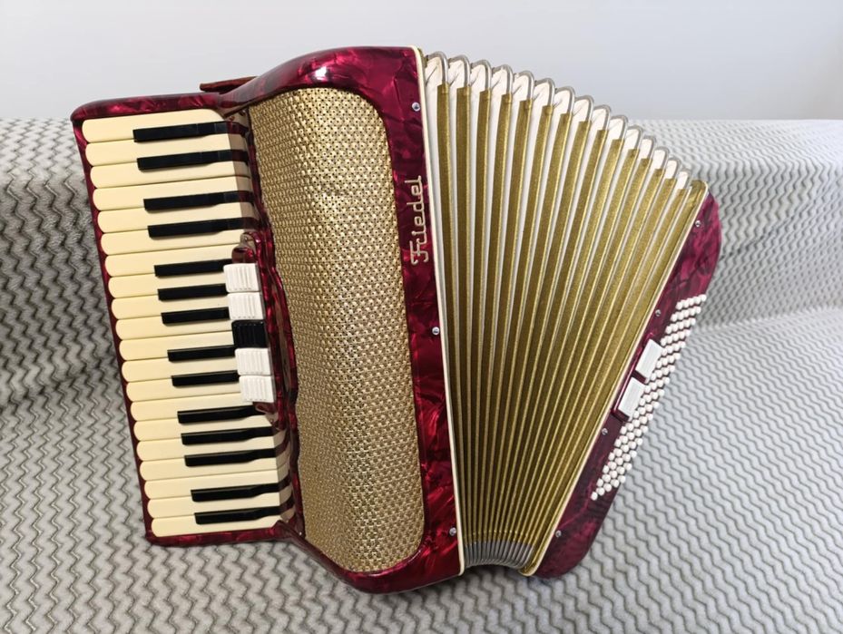 Akordeon niemiecki 80basów, idealny do nauki!