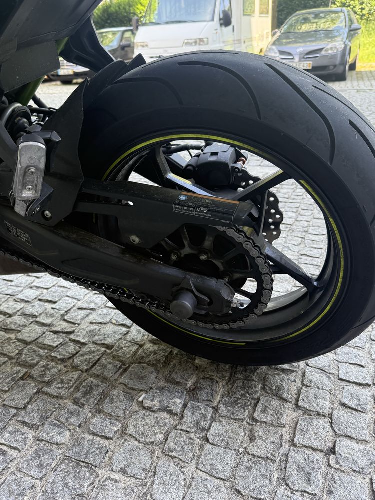 Kawasaki Z 650 Ano2020