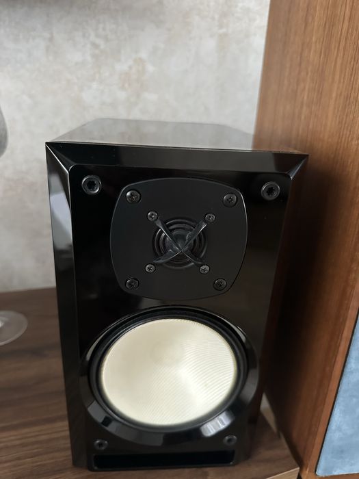 Onkyo D-525