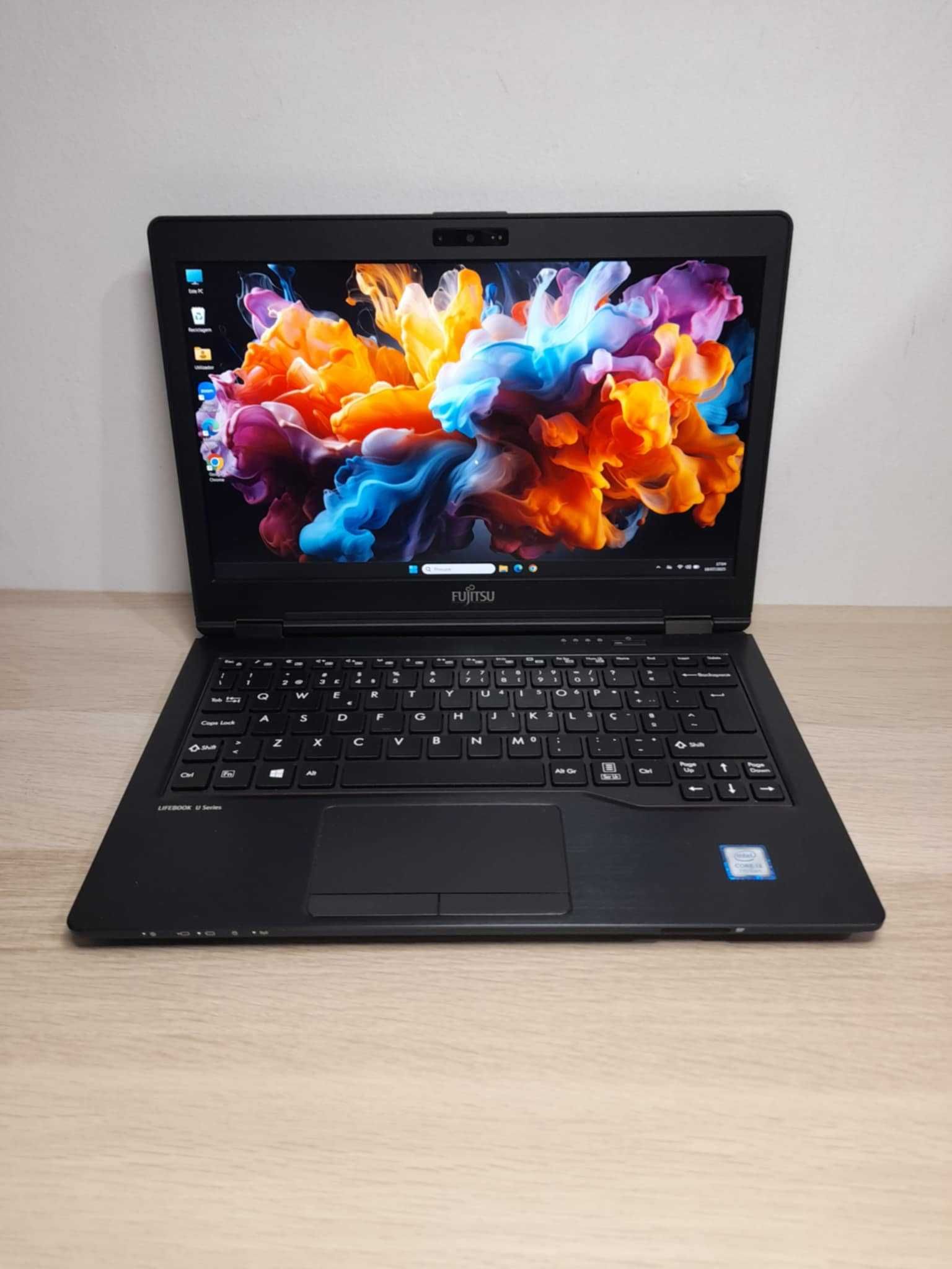 Fujitsu Lifebook U727 - Intel Core i3 / 16Gb / SSD 240Gb / Full HD