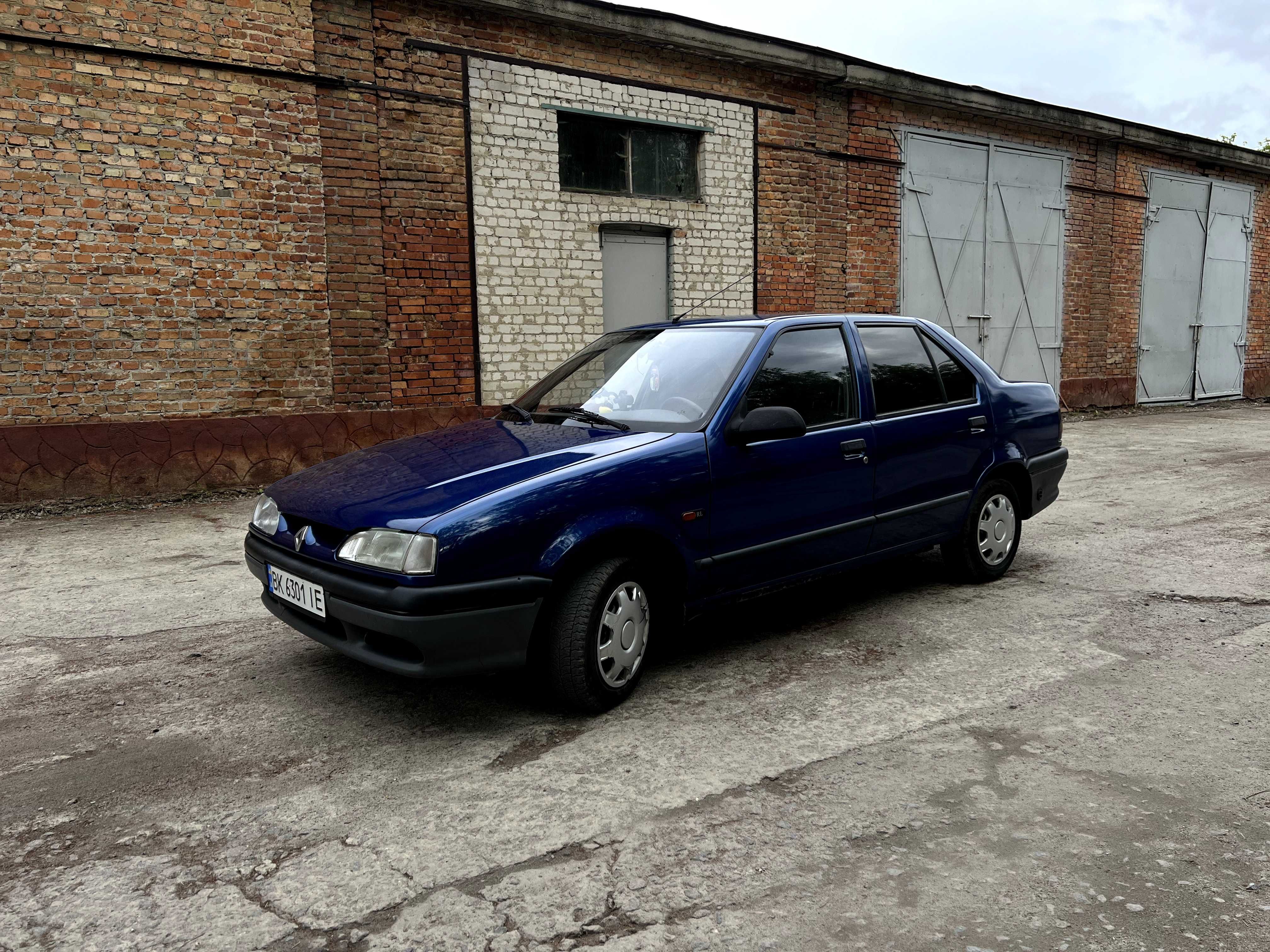 Авто Renault 19 1998р.