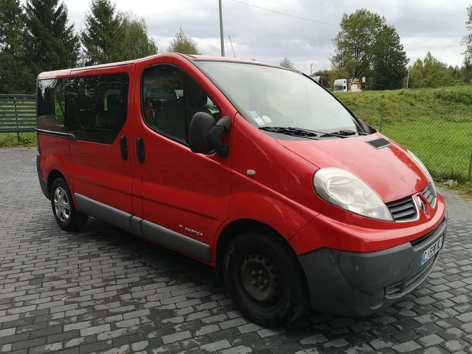 Renault Trafic RENAULT TRAFIC 2.0 dCi 115km 9-osobowy 2012
