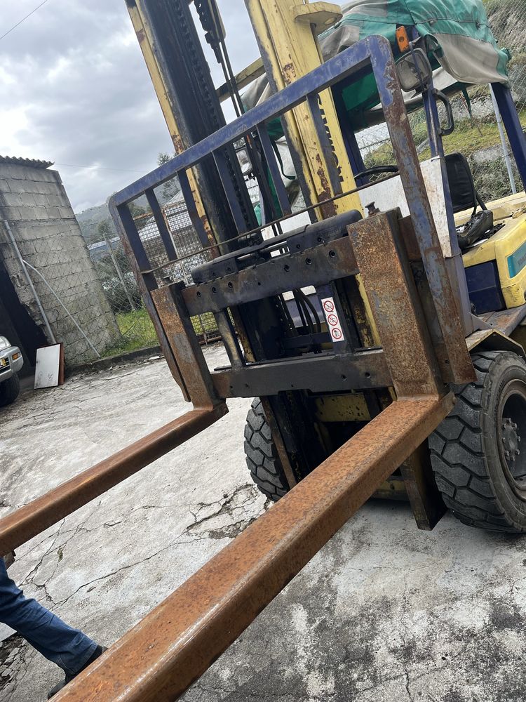 Empilhador Komatsu