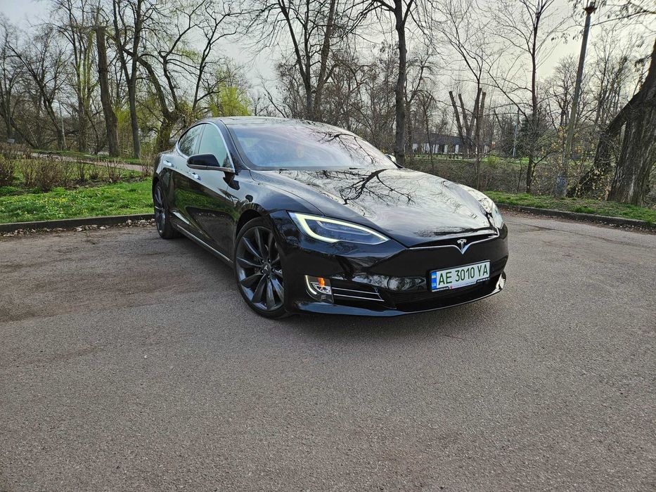 Tesla Model S 100D