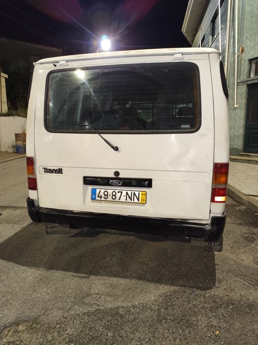 Ford Transit topline