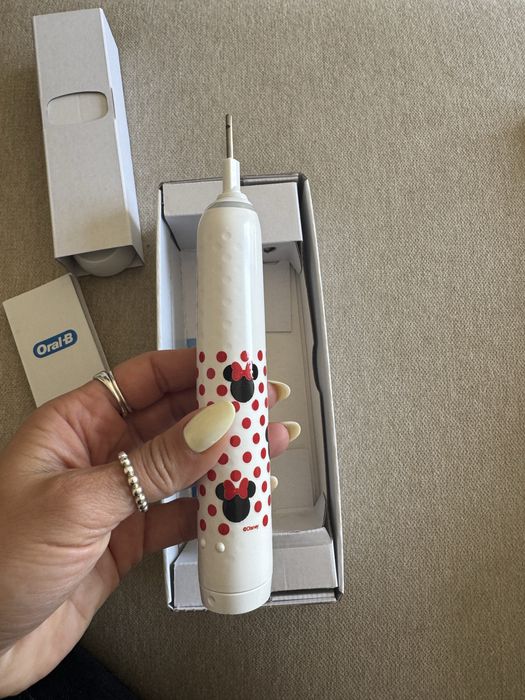 Escova dentes ORAL B NOVA