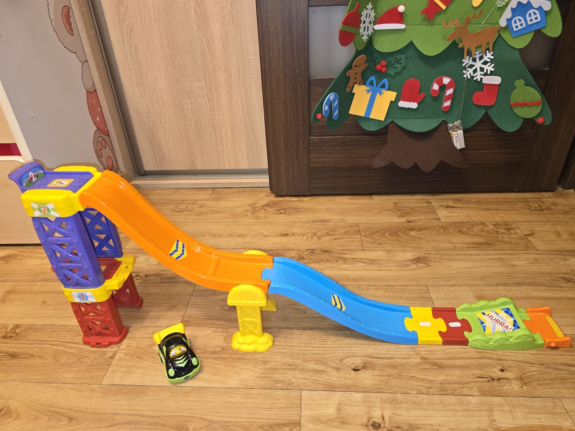 Vtech tut tut autka szalona rampa