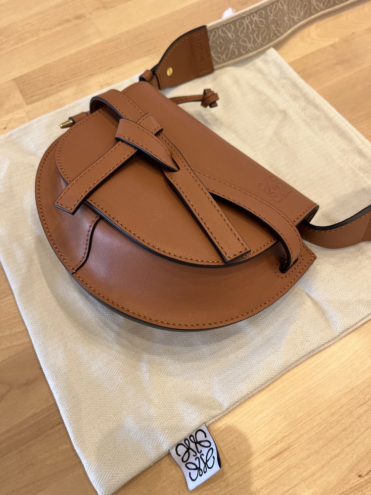 Mala Loewe Mini cor Tan - Nova com etiquetas