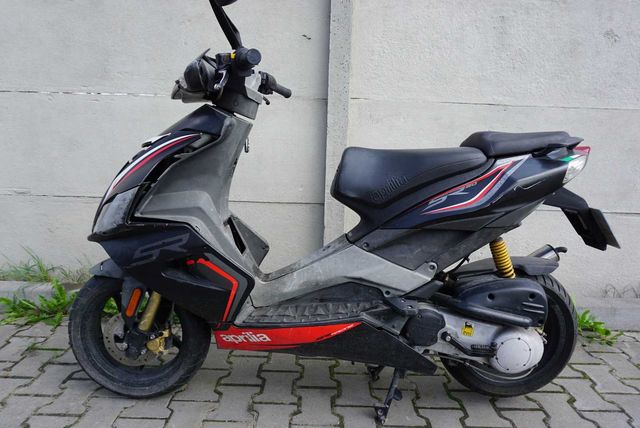 Aprilia SR 50 factory uszkodzona okazja RATY TRANSPORT