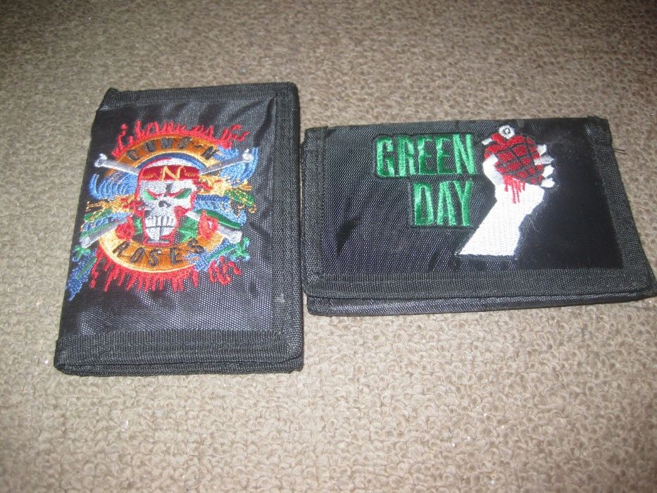 2 Carteiras Novas dos Guns n`Roses e Green Day