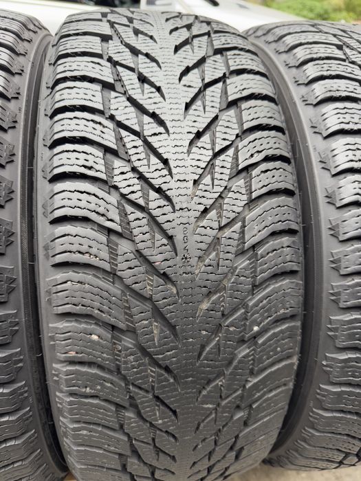 235/55R18 Nokian Hakkapeliitta R3 SUV 4шт