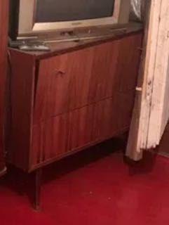 Тумба Стулья Вешалка Посуда  Вытяжка Табуретки