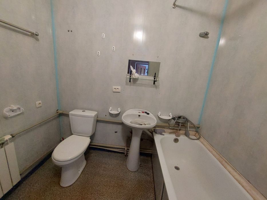 ПРОДАЖА 1/2 ДОМА ПО ПРОУЛ.1й МАРШОВЫЙ о-р "бассейн «МиКомп"