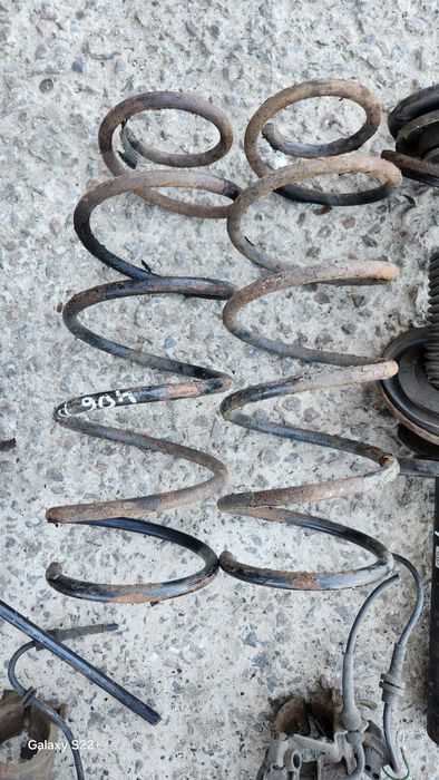 Стойка взбори Peugeot пежо 406 коплектом